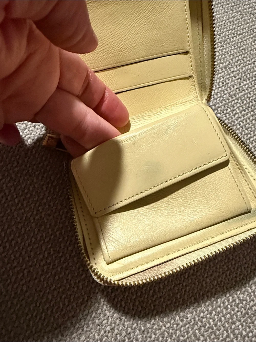 Louis Vuitton Vernis authentic zippy compact wallet BJ0959